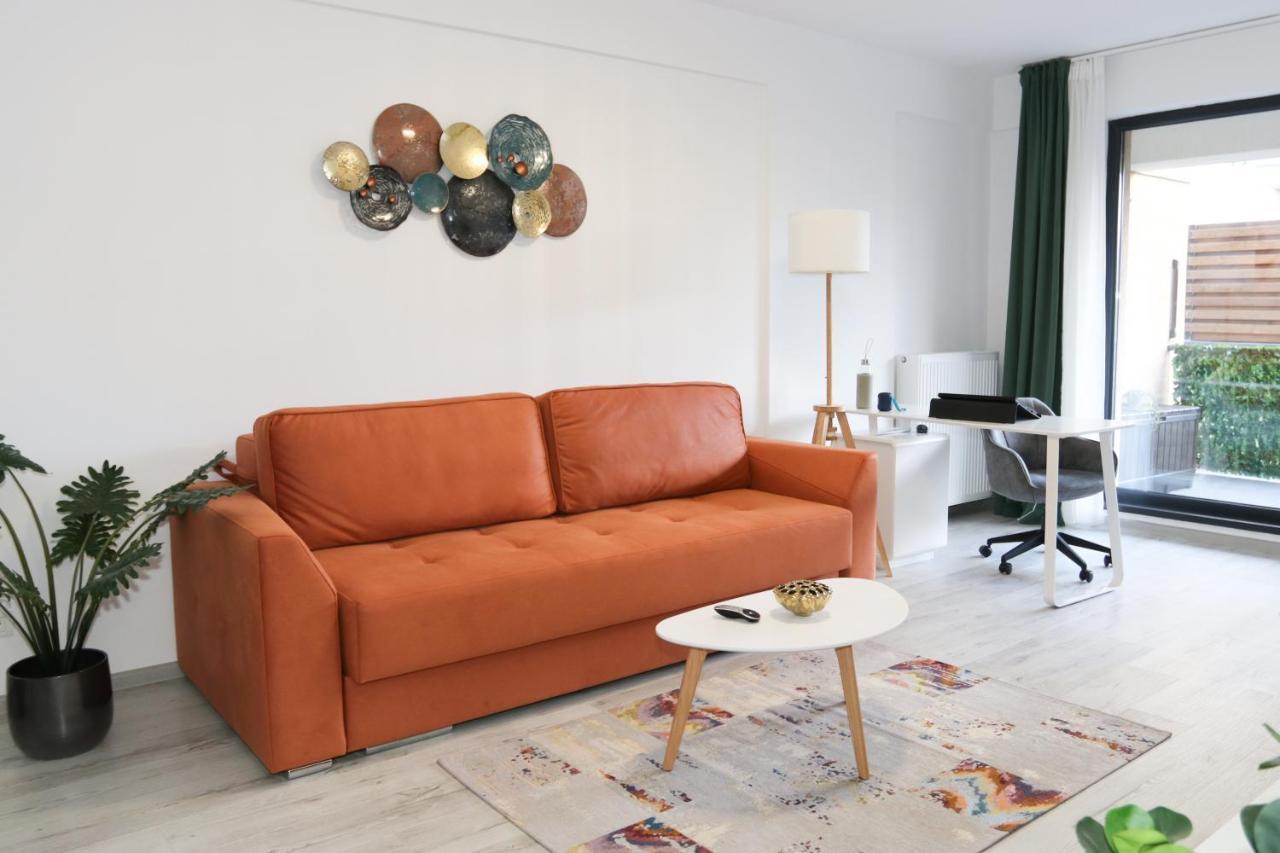 Lazo Two Room- Luxury Apartment Bukares Bagian luar foto