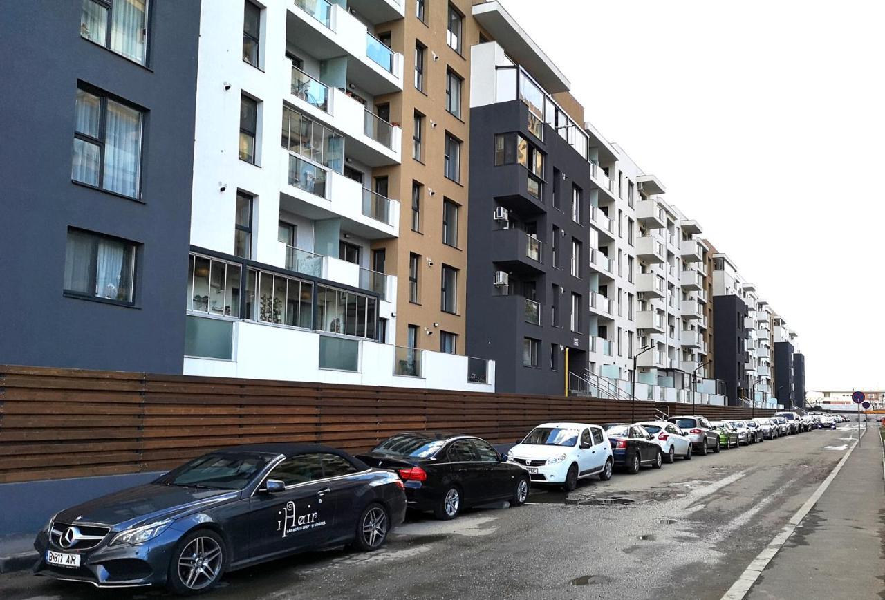 Lazo Two Room- Luxury Apartment Bukares Bagian luar foto