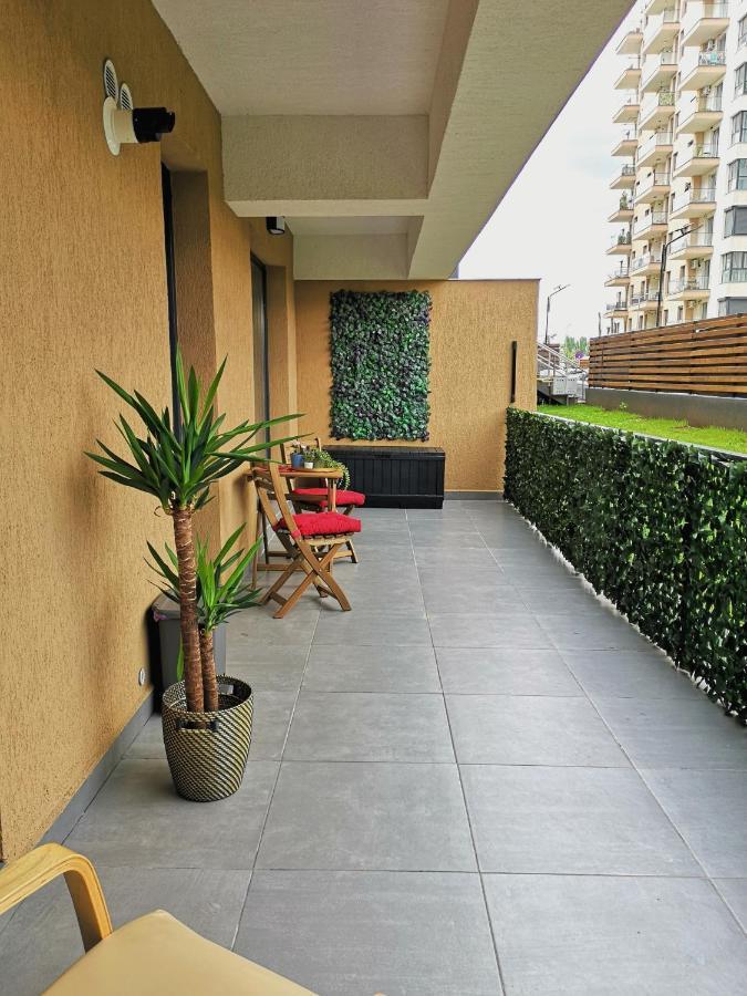 Lazo Two Room- Luxury Apartment Bukares Bagian luar foto