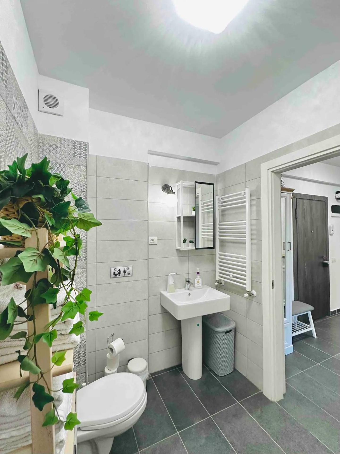 Lazo Two Room- Luxury Apartment Bukares Bagian luar foto